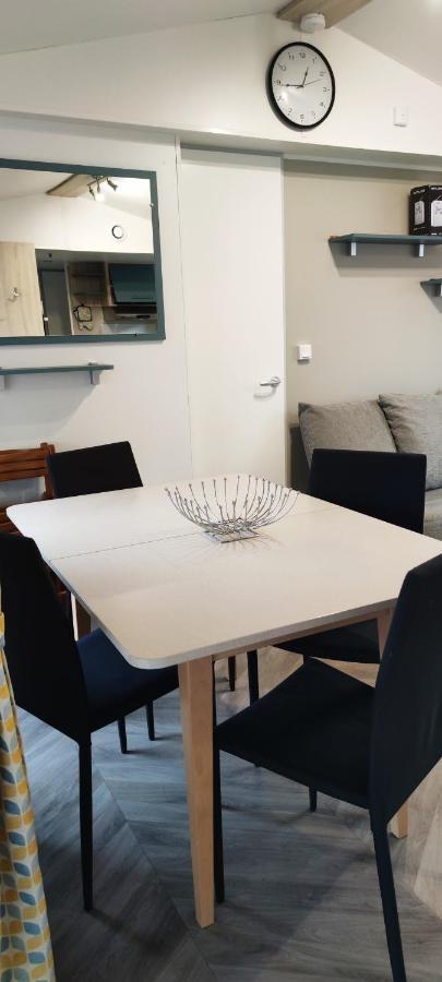 Assist' Mobil Home 397 - Mobil Home 3 Chambres 2 Salles De Bain , Au Calme Onzain Exterior foto